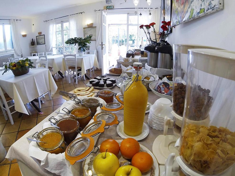 ולקרוסיה Agriturismo Terre Di Mare Bordighera מראה חיצוני תמונה