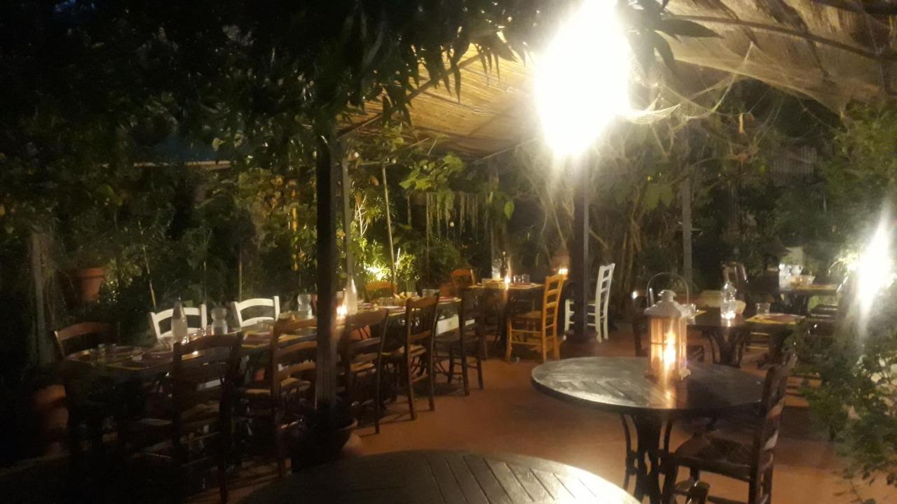 ולקרוסיה Agriturismo Terre Di Mare Bordighera מראה חיצוני תמונה